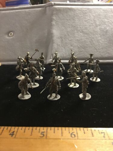 VINTAGE LOT UNPAINTED LEAD METAL SOLDIERS Colonial & Indians Soldiers 15 Pcs