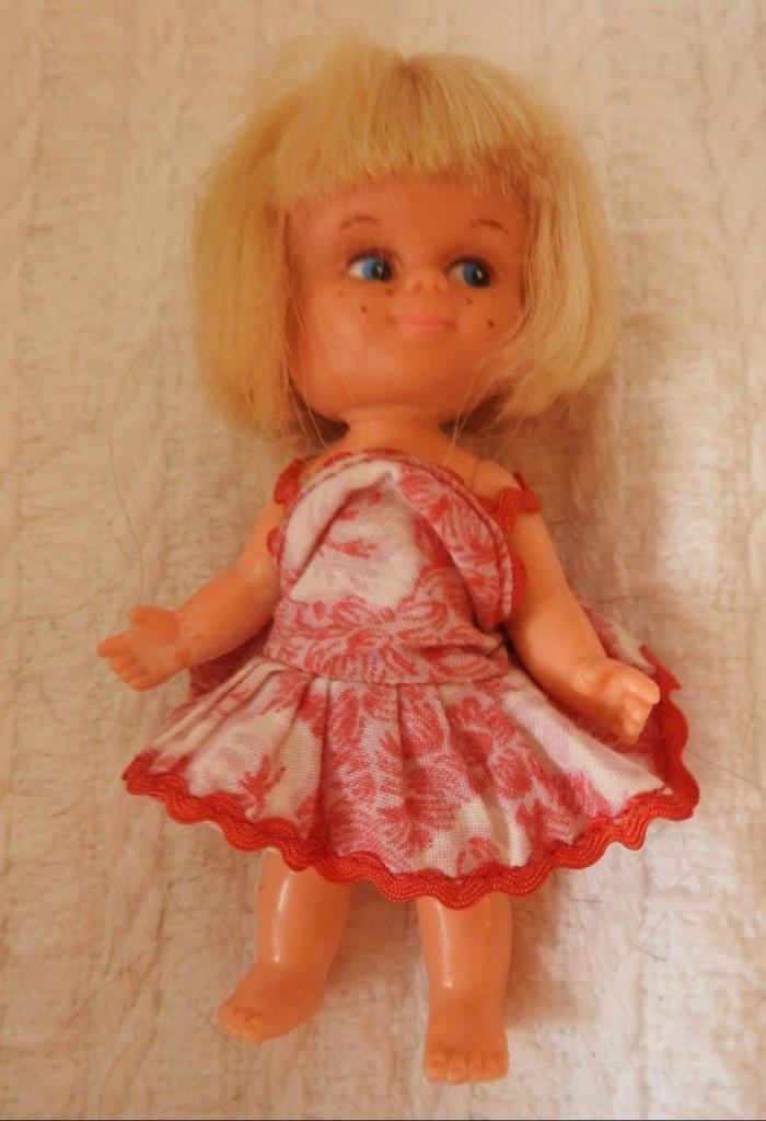 Vintage Pee Wee ? Freckle Face Blonde  Doll    4 1/2