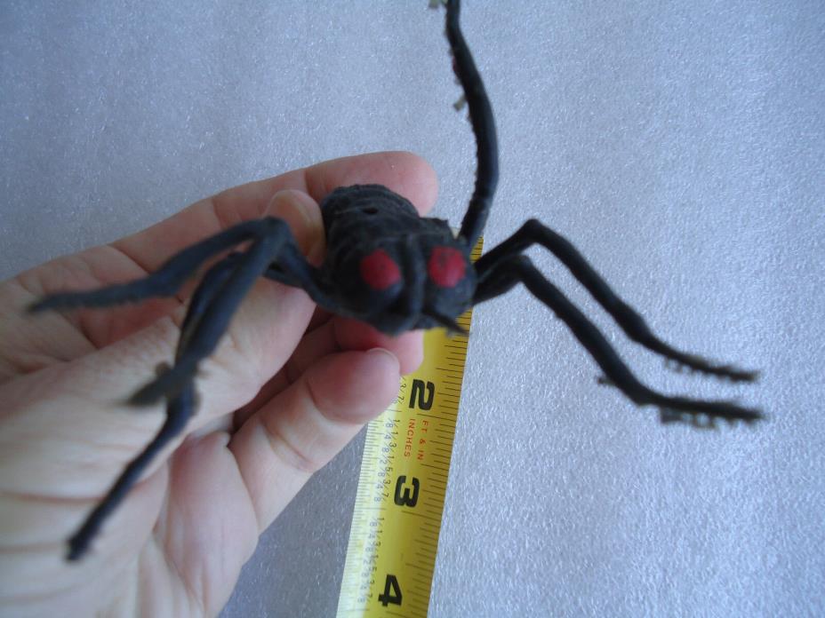 Vintage Toy Fly insect bug black rubber