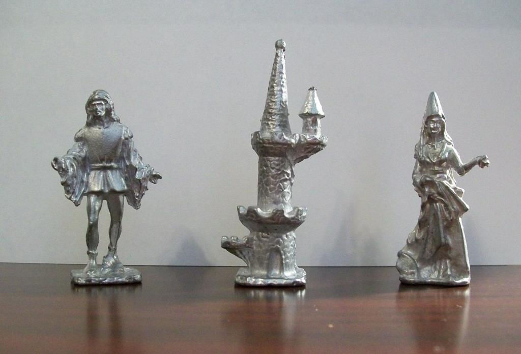 Castle, Man & Women - Lead Toys - From Vintage Molds