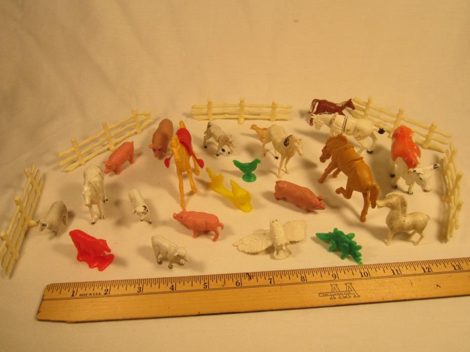 Vintage mixed lot of Plastic Farm Animals [Z212c]