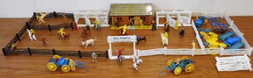 Roy Rogers Double R Bar Ranch Vintage Marx Playset w/Extras
