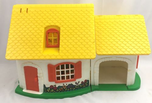 Vintage Weeble Wobbles Cottage House Toy Furniture Lot 1975 Hasbro Bed TV Chairs