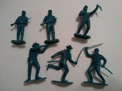 MARX  FORT APACHE 7th Calvary 54 MM  soldiers and horses vintage military set