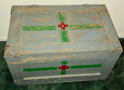 VERY RARE  Vintage Fisher Price Toys 1943 War Trunk Wood Pick Up OC, California