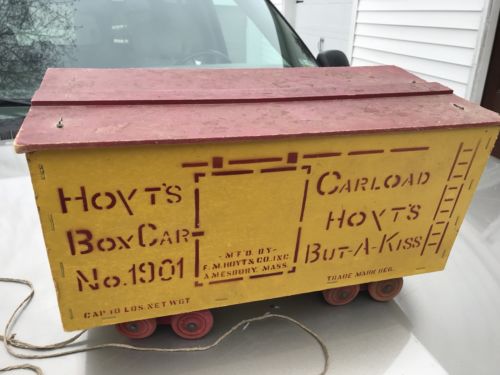 Hoyts Hoyt’s Antique Old But A Kiss Boxcar Amesbury Mass Ma Candy Advertising Co
