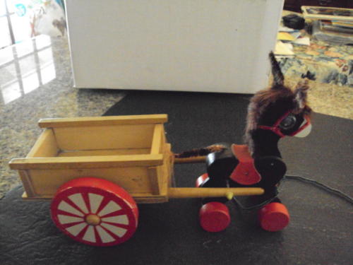 Rare Vintage Wood Pony and Cart Pull Toy- Clacks Sound     ID:35354
