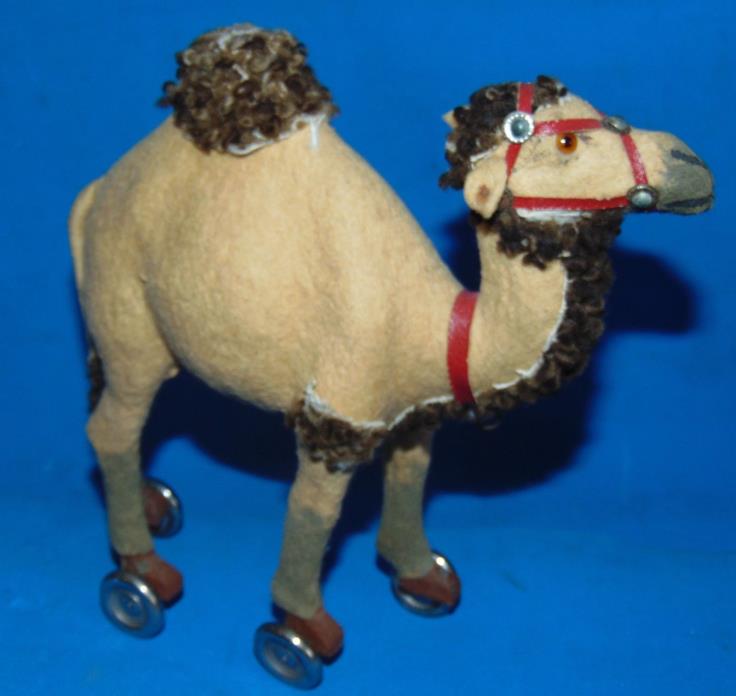 Rarity Victorian French paper Mache DROMEDARY pull toy *2days lower SALES price*