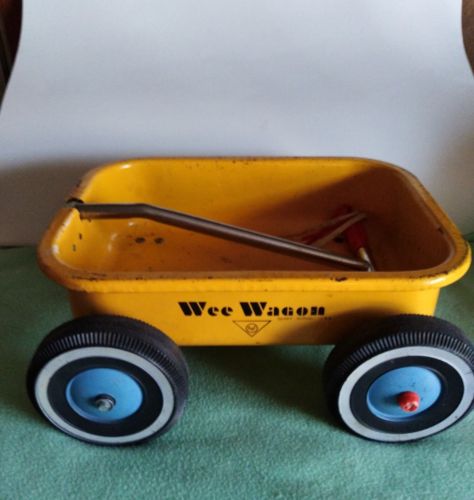 VINTAGE AMF WEE WAGON PRESSED STEEL YELLOW CHILD'S PULL TOY