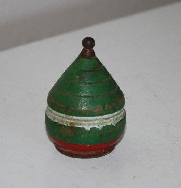 VINTAGE WOOD SPINNING TOP W/ METAL TIP - GREEN RED WHITE PAINTED  ANTIQUE TOY