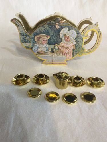 VINTAGE 1983 TEA SET CONTAINER MINIATURE COMPLETE TEA SET B. SHACKMAN & CO.
