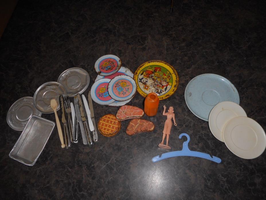 Vintage toy plates & misc metal & plastic doll 1970's ? Collect Salvaged Rough