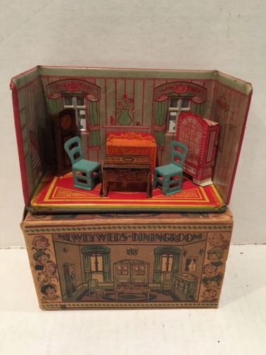 Vintage 1920's Toy Newlywed Dining Room Litho Set. Louis Marx w/ Original Box
