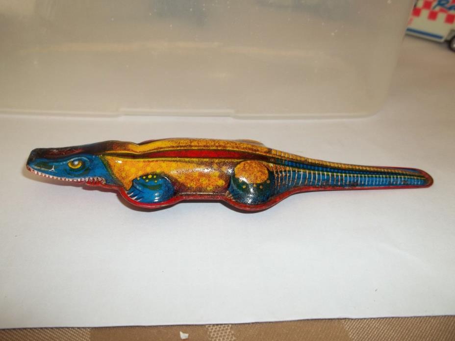 RARE VINTAGE Tin ALLIGATOR CROC Clicker Toy CHECK OUT OUR COOL STUFF