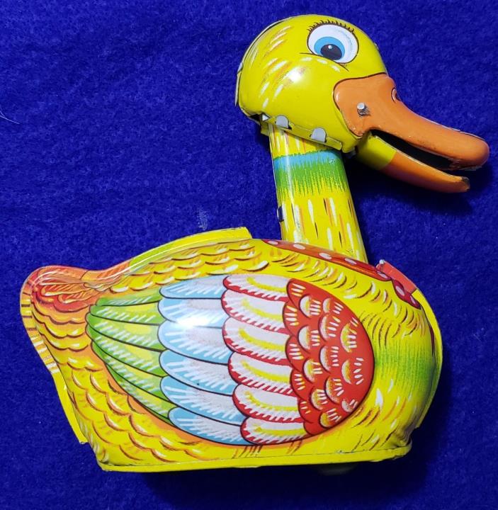 Rare Vintage Yellow Daiya Quackling Duck Tin Friction Toy 3 Wheels WORKS GREAT