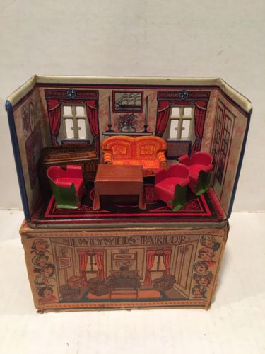 1920'S MARX NEWLYWED PARLOR COMPLETE TOY HOUSE/FURNITURE PLAY SET W/ORIGINAL BOX