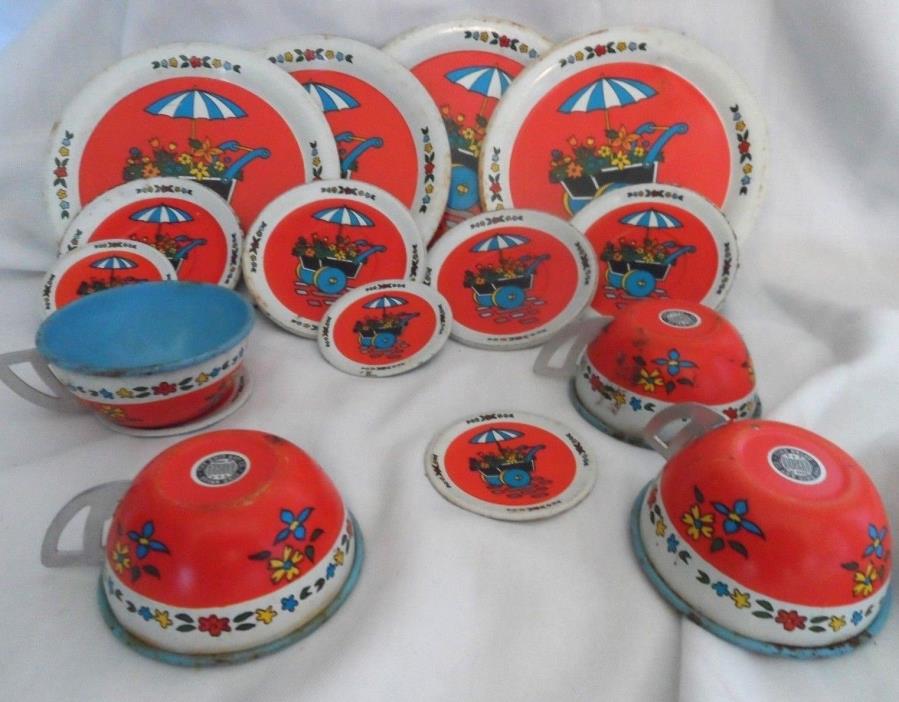 Vintage Ohio Art Company Tin Litho  Toy cup plates and saucer set Flowers