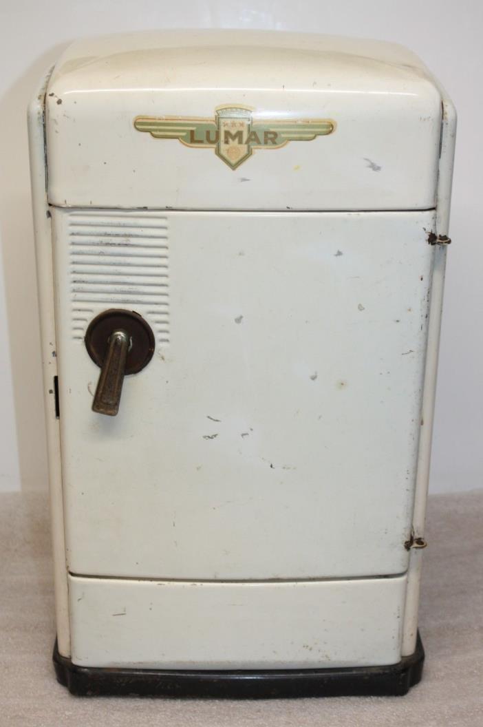 Rare Collectible 1930's or 40's Lumar ( Louis Marx ) Toy Metal Refrigerator