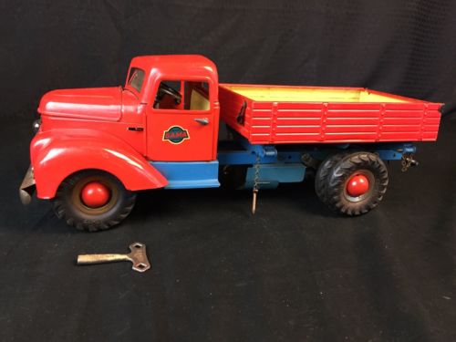 Gama 501 Red Truck w Parts and Original 1950s RARE made in US Zone Germany