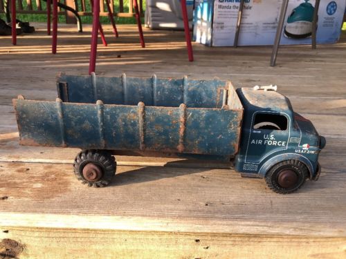 VINTAGE MARX LUMAR PRESSED STEEL US Air Force TRUCK