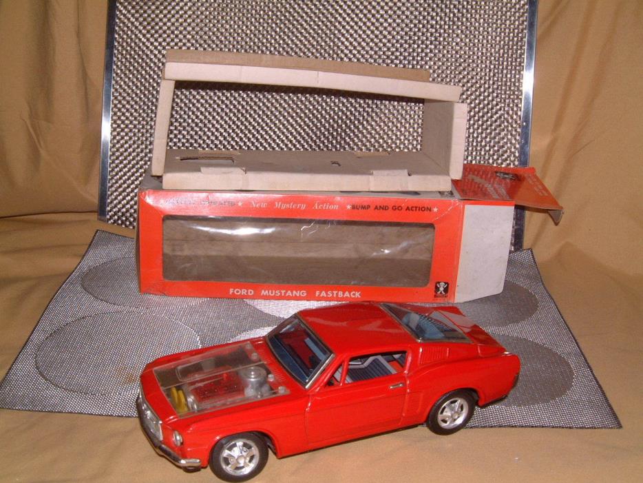 VINTAGE BANDAI TIN BATTERY OPERATED MUSTANG FASTBACK WITH BOX! FULLY WORKING!