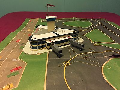 Rare Tin Toy International Airport with TWA, Pan Am, United Jets -Made in Japan