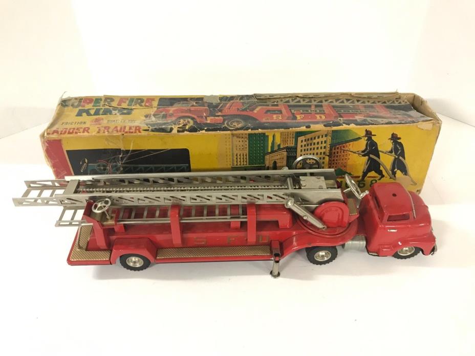 SSS Super Fire King Fire Truck With Telescoping Ladder Japan 1950s w Box (I)