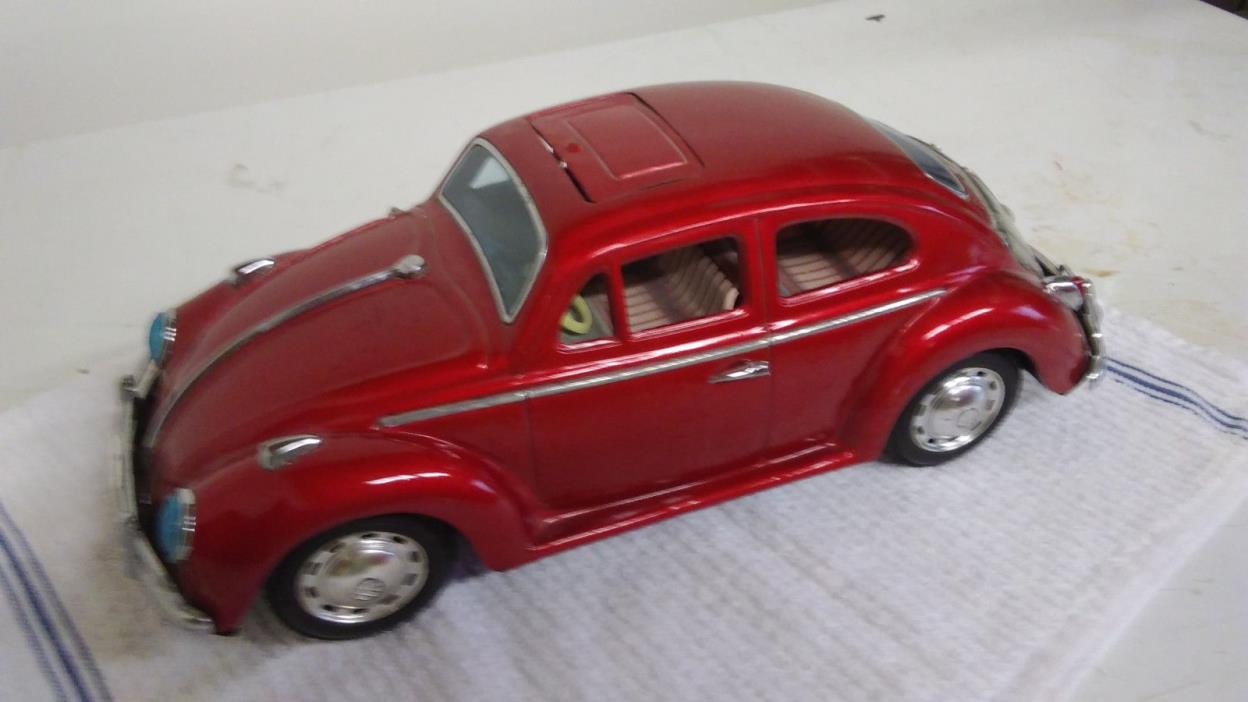 BANDAI Red VW VOLKSWAGEN Beetle Tin Toy