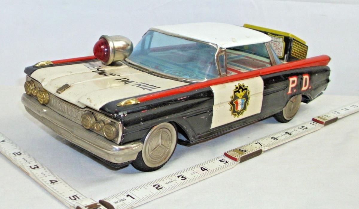 OLDSMOBILE 88 HIGHWAY PATROL HARD TOP LARGE TIN TOY FRICTION CAR ICHIKO JAPAN
