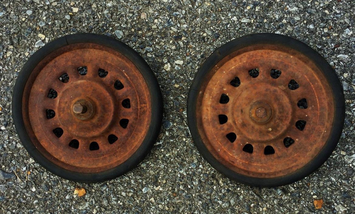 (2) ANTIQUE / VINTAGE PULL TOY MATCHING WAGON WHEELS METAL WITH HARD RUBBER 10
