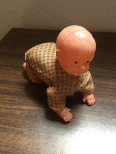 JAPAN CRAWLING BABY DOLL WIND UP TIN & CELLULOID WORKING