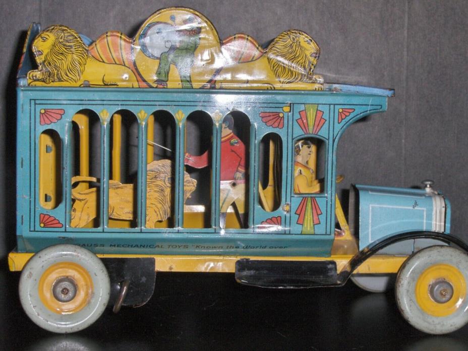 20's US Made Strauss Big Show Circus Wagon Tin Wind Up Toy W/Lion, Tamer, Driver