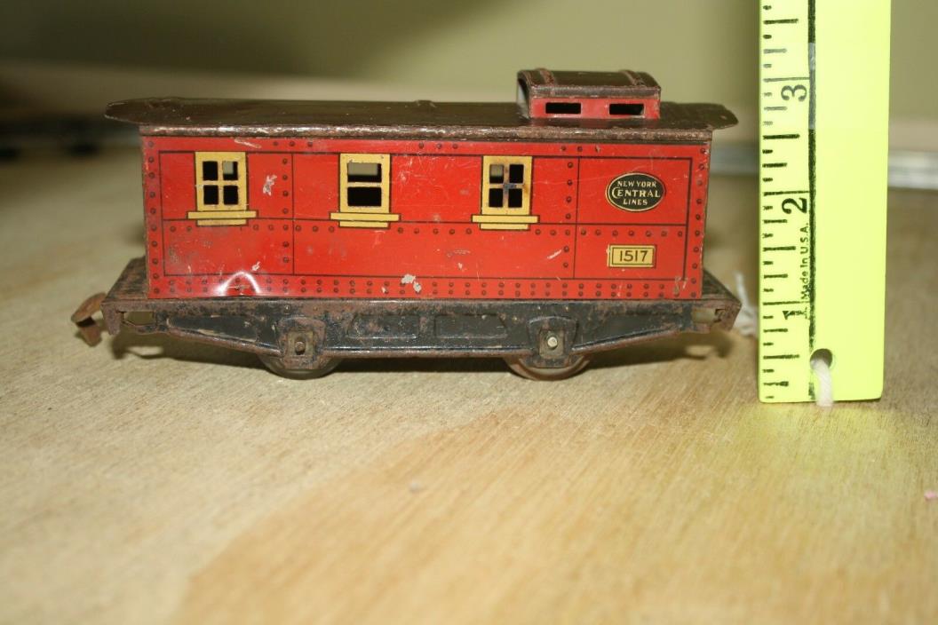 Lionel Unmarked Caboose Red and Black # 1517 NYC Lines Vintage TIn Litho