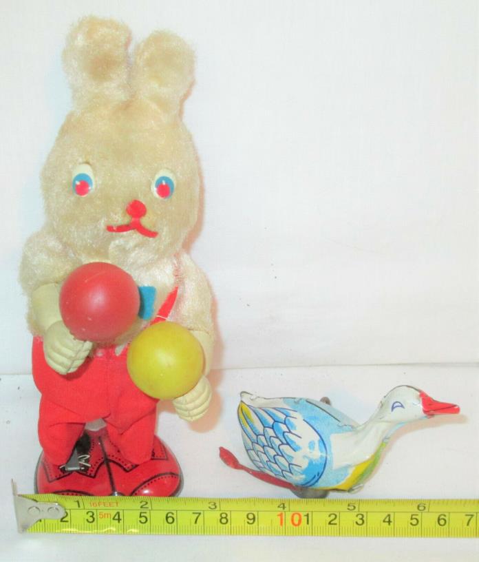 Vintage Wind Up  Toy Lot Rabbit Duck (C)