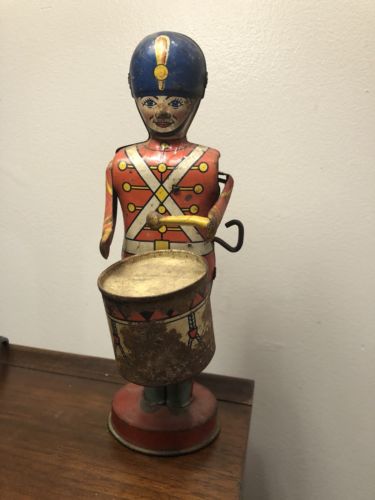 Collectible Vintage Toy,J. CHEIN & Co. USA. tin wind up Soldier Drummer Boy Toy