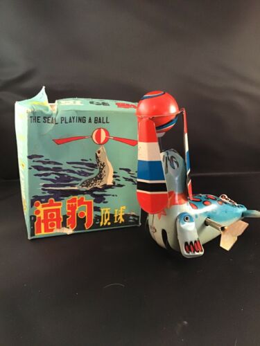 VINTAGE TIN LITHO WIND UP TOY 