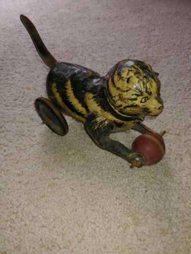 Vintage Lithograph Tin Toy Cat 