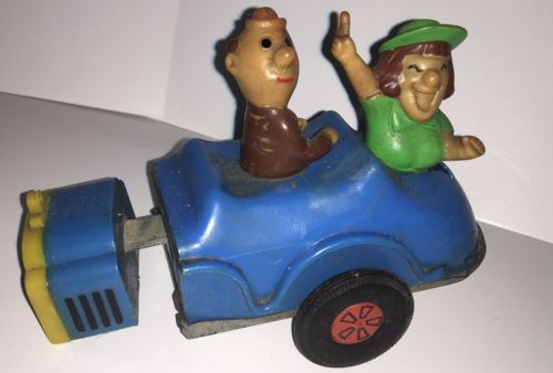Vtg Cragstan Backseat Driver Wind Up Car Couple Man Woman Blue