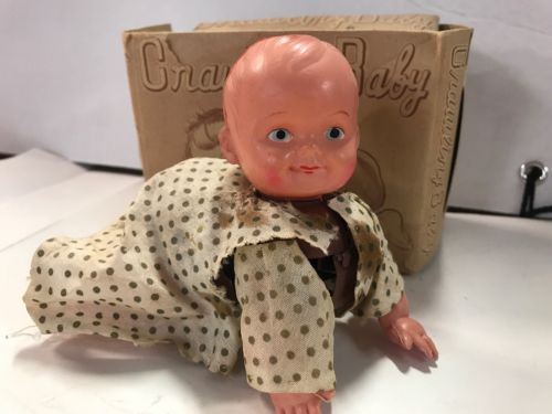 CRAWLING BABY OCCUPIED JAPAN WIND UP IN BOX