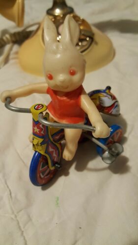 VINTAGE JAPAN TIN LITHO WIND UP TOY BELL CYCLE RABBIT original not reproduction