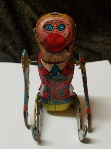 1983 Shackman Tin Wind-Up Monkey ( Missing key)