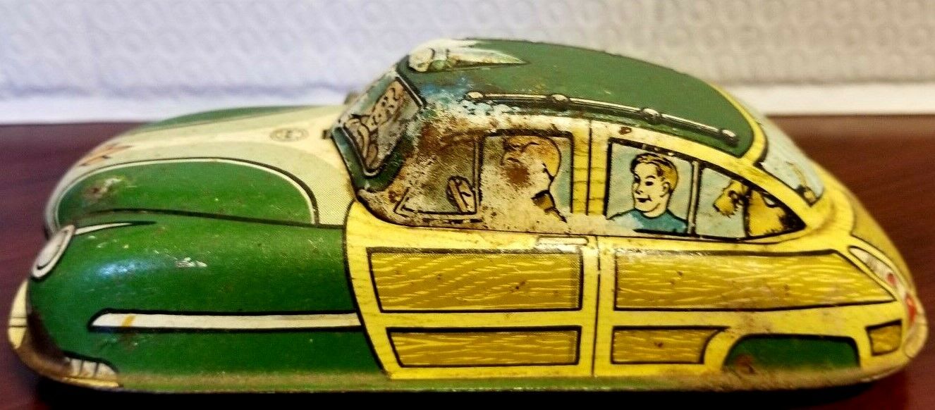 MARX USA WIND-UP FAMILY WOODY 1952 STATION WAGON