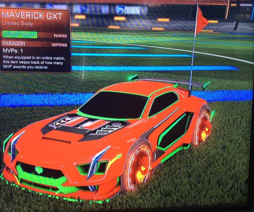 XBOX ONE  Rocket League - Maverick Gxt Painted Forest Green Certified Paragon