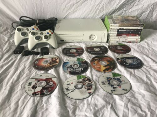 Xbox 360 Bundle: 18 Games, 2 Controllers, 60 GB HD, HDMI Cable *TESTED*