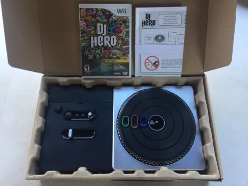 DJ Hero Turntable Bundle Nintendo Wii