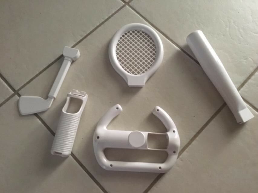 WII SPORTS White GAME ACCESSORIES LOT: Tennis BASEBALL Hockey RACING