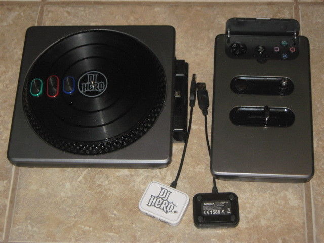 PLAY STATION 3, D J HERO TURNTABLE AND CONTROLLER