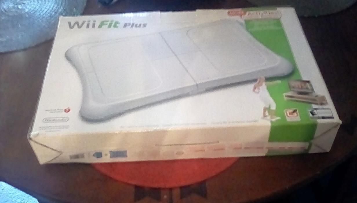 Nintendo Wii Fit Plus Balance Board Only in Box no Game Yoga exercise training