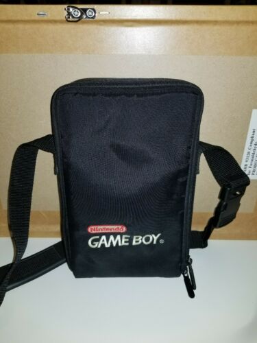 VINTAGE NINTENDO GAMEBOY CARRY CASE, BAG with Compartments
