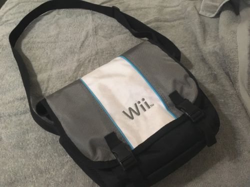 Nintendo Wii Travel Bag GREAT CONDITION
